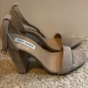 NWOT Steve Madden Carson Suede heels
